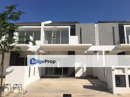 Owner bankrupd Urgent to Sell Sepang 26 x 80 Freehold zero downpayment, Selangor, Sepang