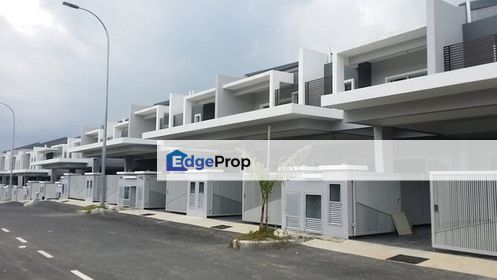 Owner Bankrupd 22 X 75 KAJANG FREEHOLD Double Storey Landed Monthly 1700, Selangor, Kajang