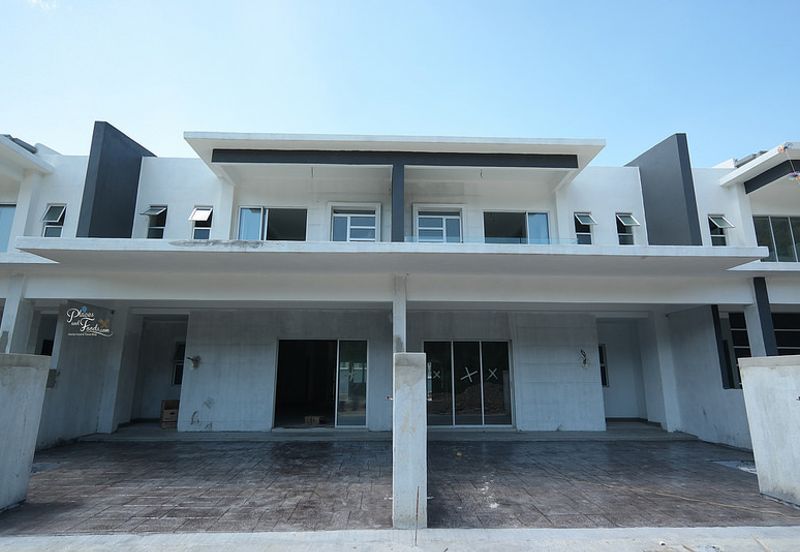 Freehold PUchong 2Storey Landed last 5 unit 