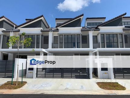 ingat ini rumah at Puchong 600k ? bukan 4xxk saja , Selangor, Puchong