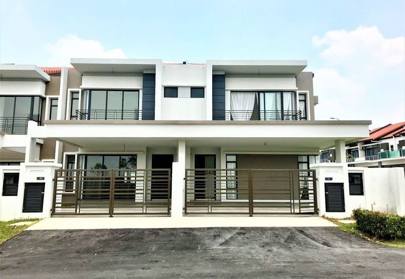Idaman Bayu 1, Sendayan