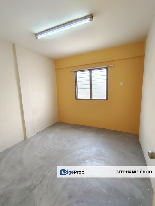 Seri Kembangan, Balakong, Pangsapuri Cempaka Near UPM & Putrajaya, Selangor, Seri Kembangan