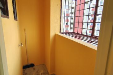 Pangsapuri Cempaka, Seri Kembangan