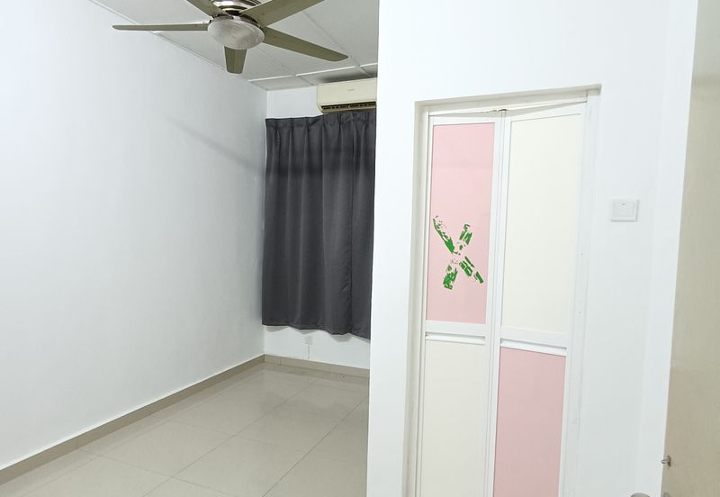 Taman Saujana Puchong