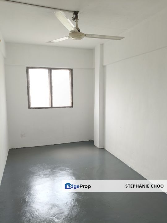 Seri Kembangan, Balakong, Pangsapuri Cempaka Near UPM & Putrajaya, Selangor, Seri Kembangan