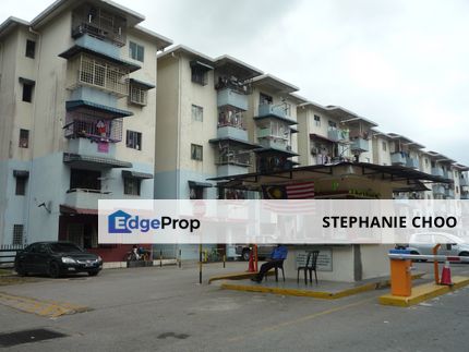 Seri Kembangan,Balakong, Mutiara Apartment Near Hospital Serdang & Putrajaya, Selangor, Balakong