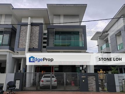 Botani Lapangan Hartamas Fully Renovated 2.5 Storey Semi D 40" X 80" For Sale, Perak, Kinta