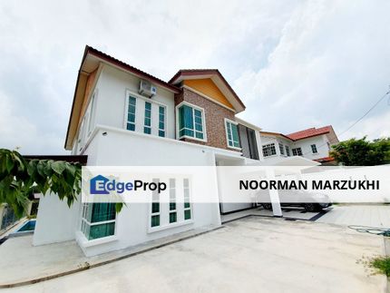 Large Double Storey Bungalow with Swimming Pool, Selangor, Sepang