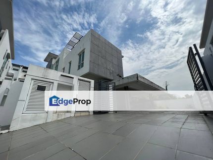 3 Storey Large Bungalow, Bayu Damansara PJU10, Selangor, Kota Damansara