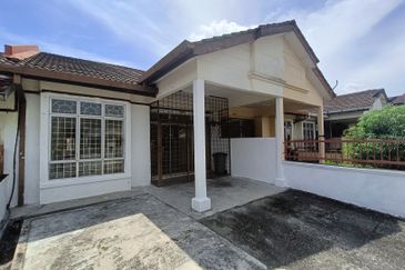 Taman Desa Cempaka