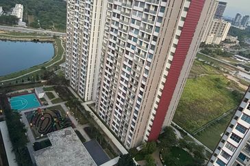 LakeFront Residence Cyberjaya