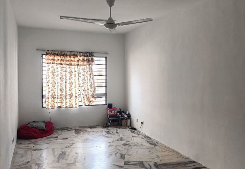 Residensi Warnasari 1