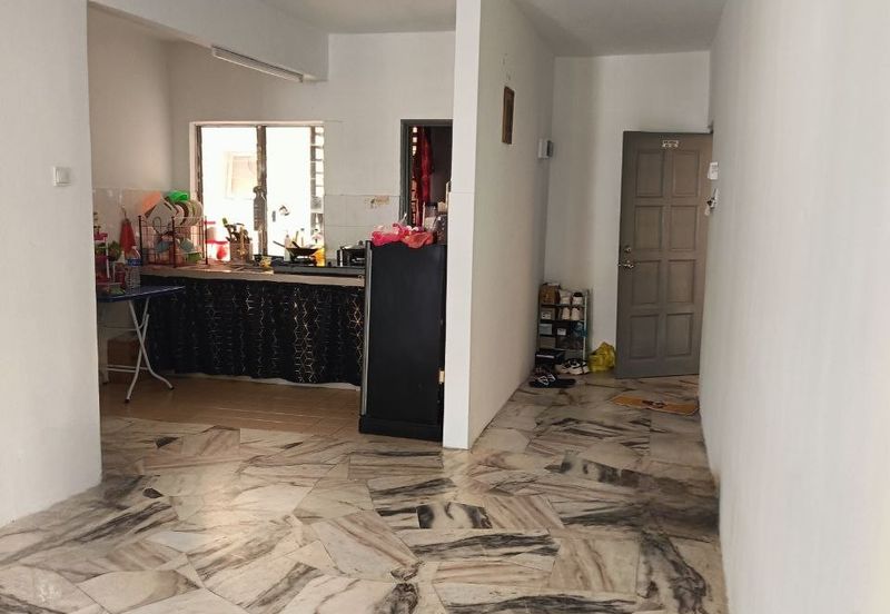 Residensi Warnasari 1