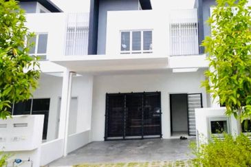 Casa Green @ Cybersouth