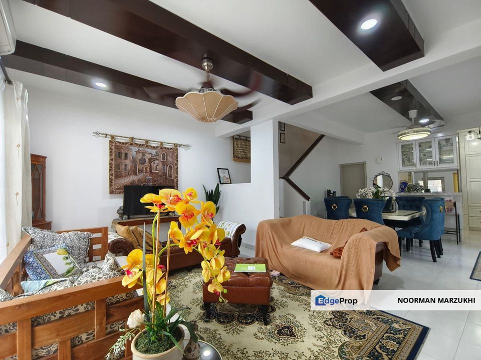 Double Storey Superlink Endlot @Timur Enstek, Negeri Sembilan, Seremban