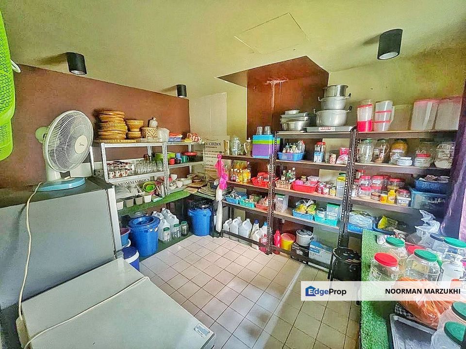 Jalan Arca Bukit Jelutong, Double Storey Endlot For Sale, Selangor, Shah Alam