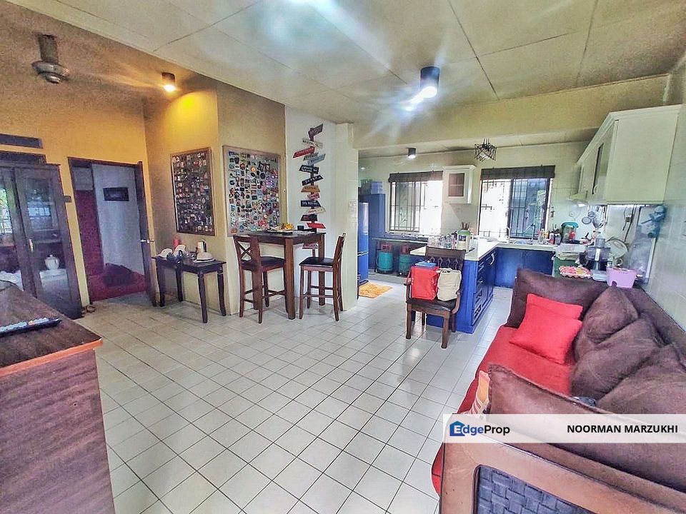 Jalan Arca Bukit Jelutong, Double Storey Endlot For Sale, Selangor, Shah Alam