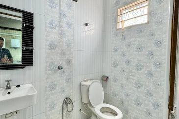 Perdana College Heights