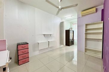 Perdana College Heights