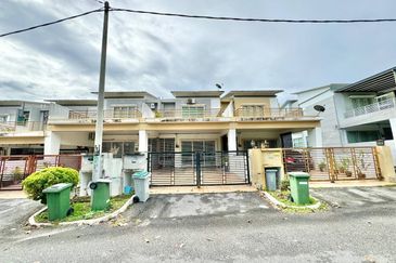 Perdana College Heights