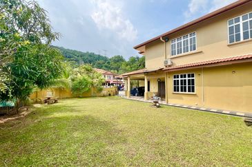 Taman Dahlia, Sepang