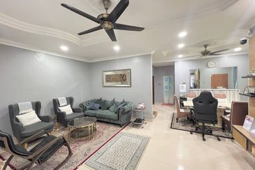 Taman Dahlia, Sepang