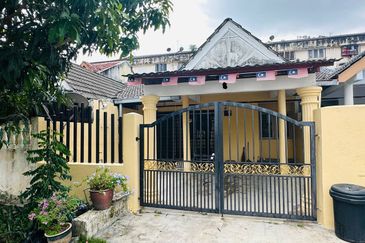 Taman Pinggiran Batu Caves