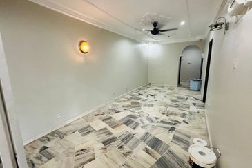 Taman Pinggiran Batu Caves