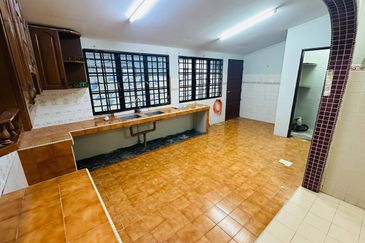 Taman Pinggiran Batu Caves