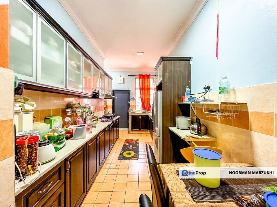 Taman Ixora Salak Tinggi Single Storey Renovated For Sale, Selangor, Sepang