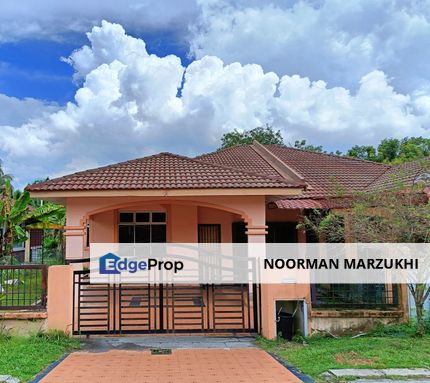 Kota Warisan, 1 Storey Semi-D 6 bedrooms For Sale, Selangor, Sepang