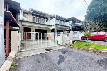 Taman Mawar, Bandar Baru Salak Tinggi