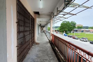 Kosmopleks @ Bandar Baru Salak Tinggi