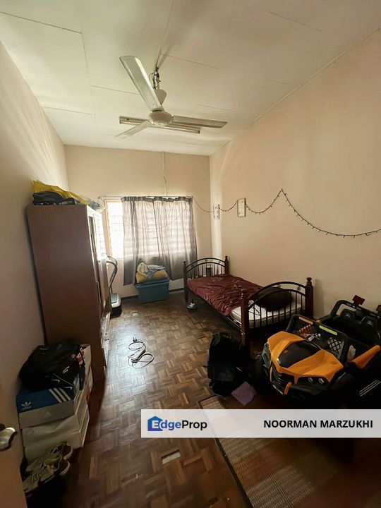 Taman Baiduri Dengkil, Renovated Double Storey For Sale, Selangor, Dengkil