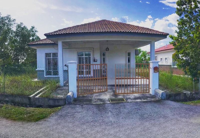 Bandar Tasik Senangin