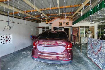 Desa Pinggiran Tanjung