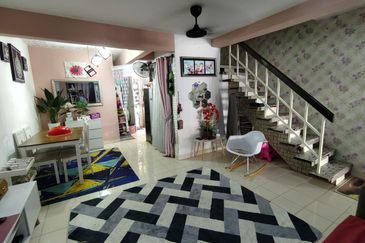 Desa Pinggiran Tanjung