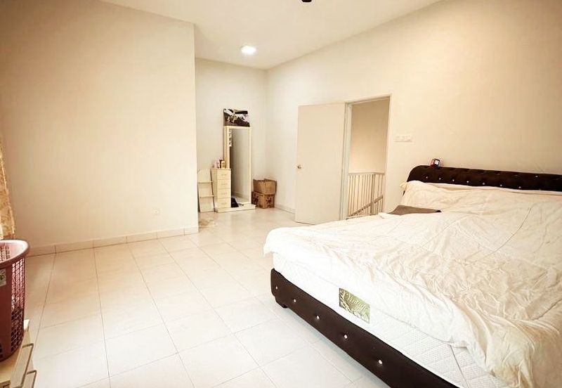 S2 HEIGHTS(SEREMBAN 2)