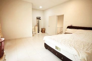 S2 HEIGHTS(SEREMBAN 2)