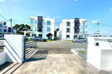 Bandar Baru Salak Tinggi