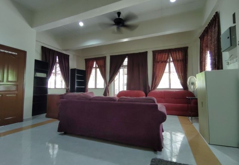 Persiaran Desa Pinggiran Putra 