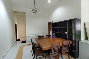 Persiaran Desa Pinggiran Putra 