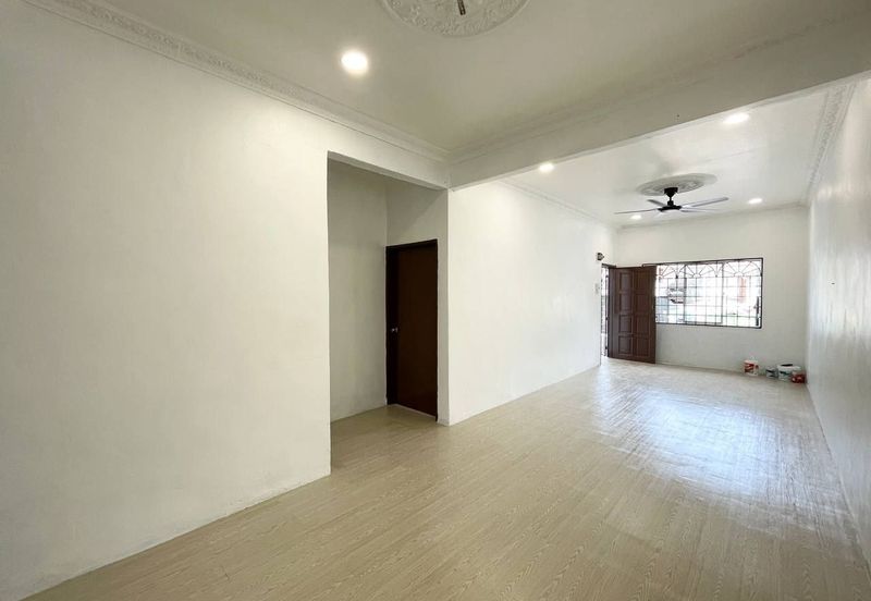 Taman College Heights (Sikamat)