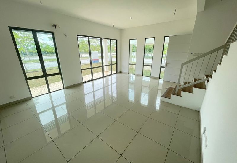 Laman Mawar @ Kota Seriemas