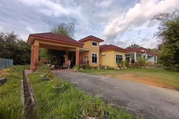 IDAMAN VILLA @ BANDAR SRI SENDAYAN