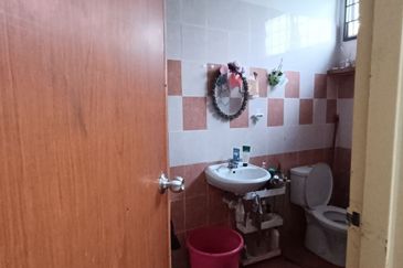 IDAMAN VILLA @ BANDAR SRI SENDAYAN