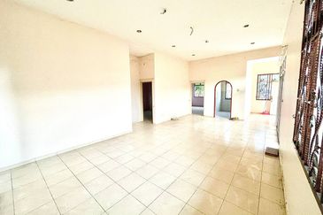 IDAMAN VILLA @ BANDAR SRI SENDAYAN