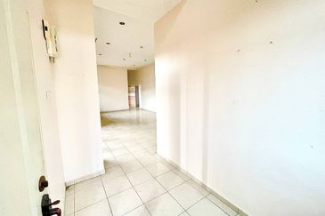 IDAMAN VILLA @ BANDAR SRI SENDAYAN