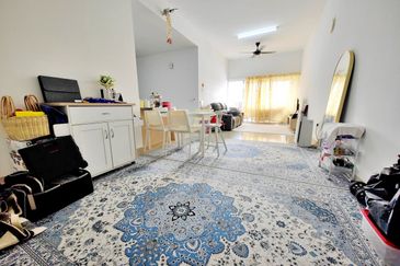 Kiara Court - Nilai Impian