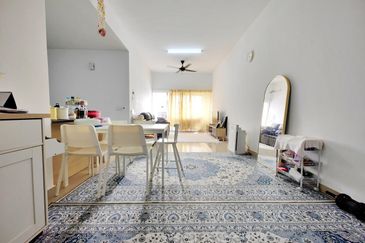 Kiara Court - Nilai Impian